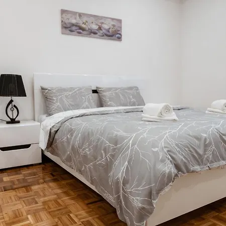 Apartment Princip Pale